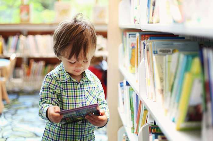 5 причин пойти с ребенком в библиотеку