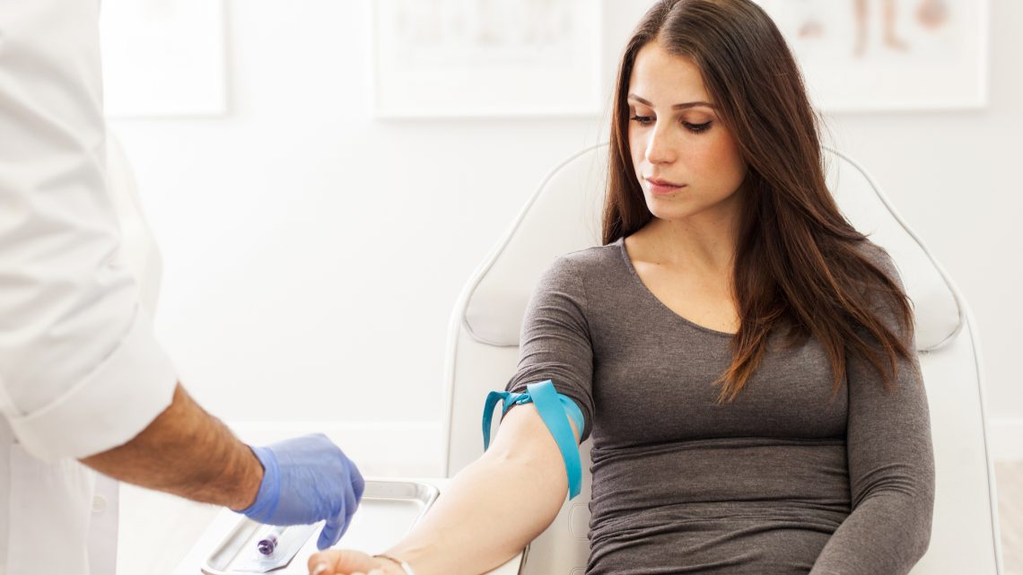 Анализ крови: зачем его сдавать и почему именно сейчас