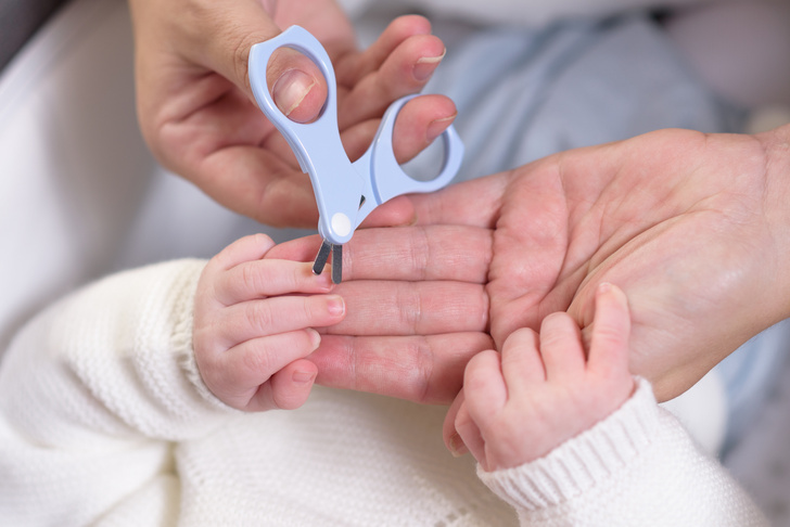 Маленькие ноготочки: как ухаживать за пальчиками младенца