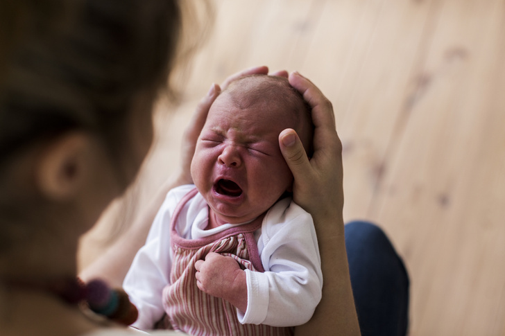 Эксперт объяснила, что конкретно означает плач грудничка — видео