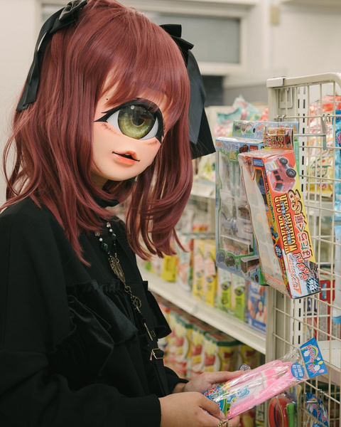 Новая субкультура в Японии — девочки-циклопы, похожие на героиню Футурамы