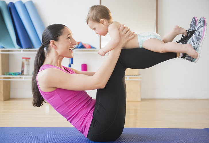 Если малыш всегда на руках: 6 упражнений, повышающих выносливость молодых мам