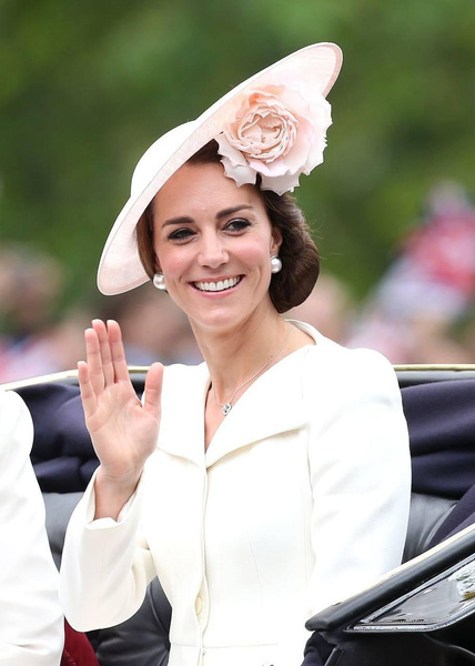 11 самых красивых выходов Кейт Миддлтон на параде Trooping The Colour