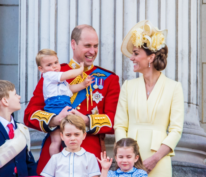 11 самых красивых выходов Кейт Миддлтон на параде Trooping The Colour