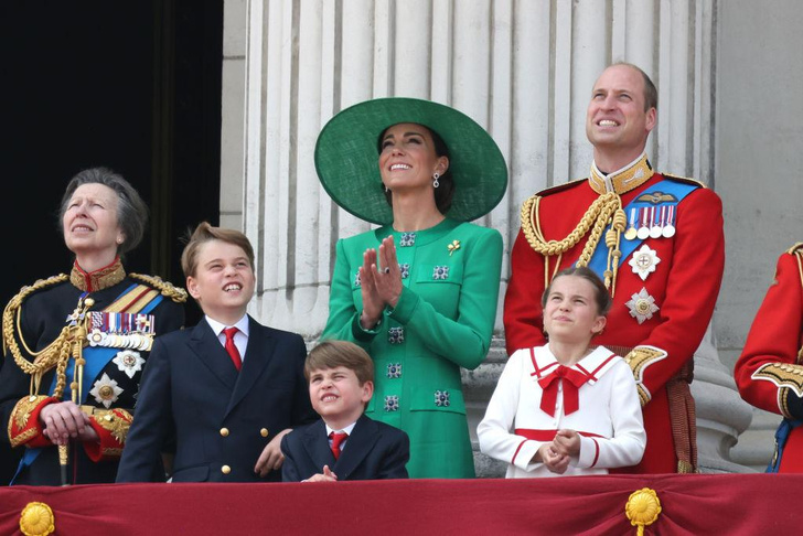 11 самых красивых выходов Кейт Миддлтон на параде Trooping The Colour