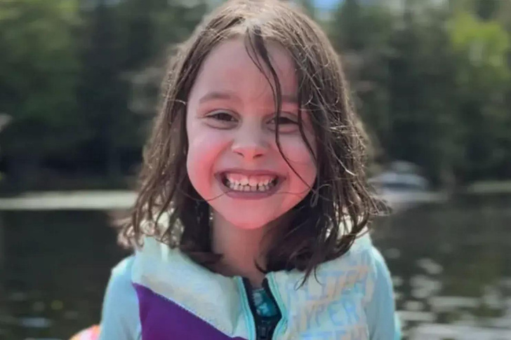 Семейный отдых обернулся трагедией: 6-летняя девочка погибла из-за осколка ракетки