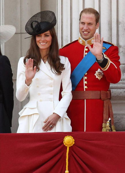 11 самых красивых выходов Кейт Миддлтон на параде Trooping The Colour